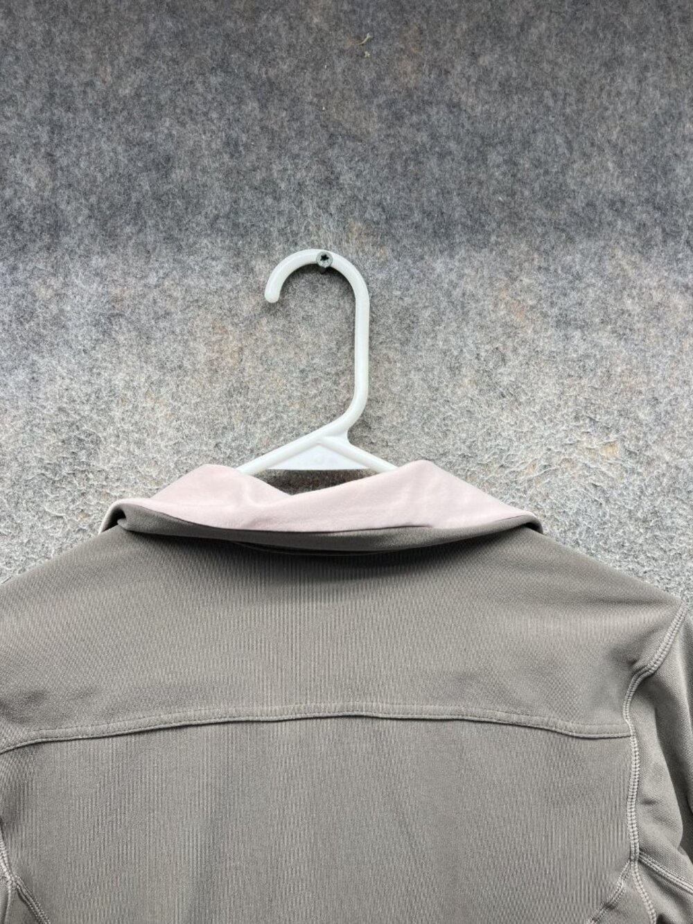 Nike Jacket Womens Medium Gray Pink FitDry Full Zip Track Running Sport Athletic - Picture 9 of 10